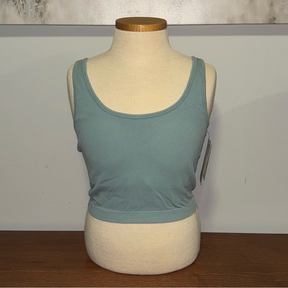 Pro-Fit Sportswear Seamless Sports Bra in Light Blue - Picture 2 of 7